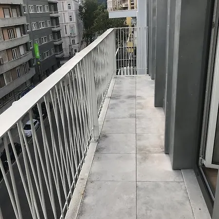 Balcony Lux