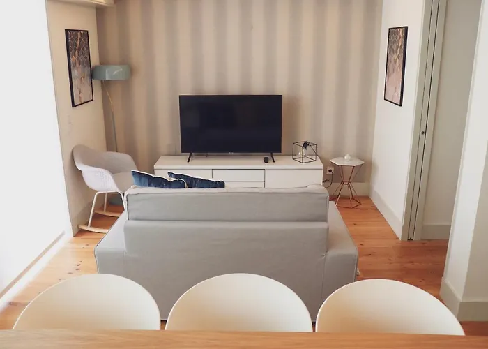Balcony Lux דירה *